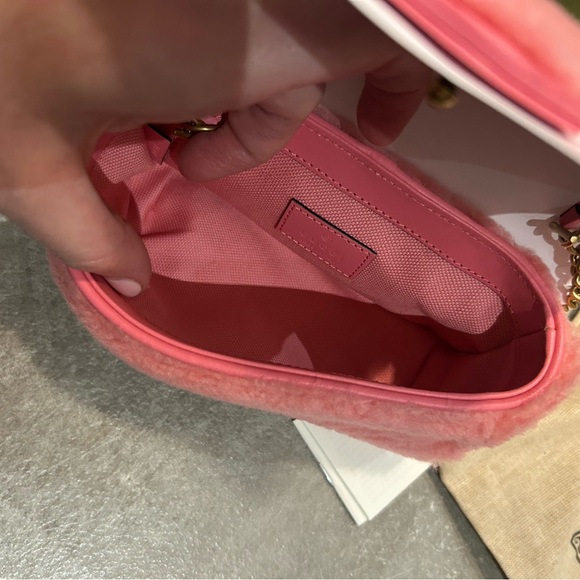 Gucci gg marmont Pink Shearling Bag new - Picture 8 of 9